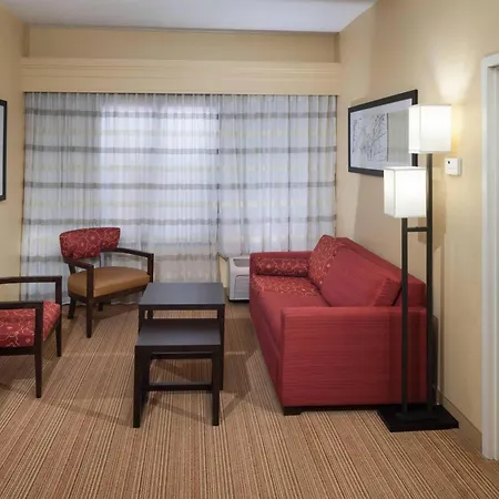 Courtyard By Marriott Jackson Ridgeland Hotel Exterior photo
