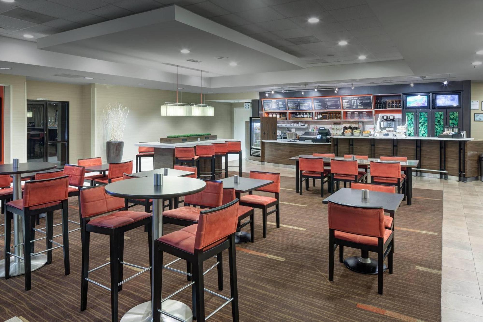 Courtyard By Marriott Ridgeland Hotel Jackson